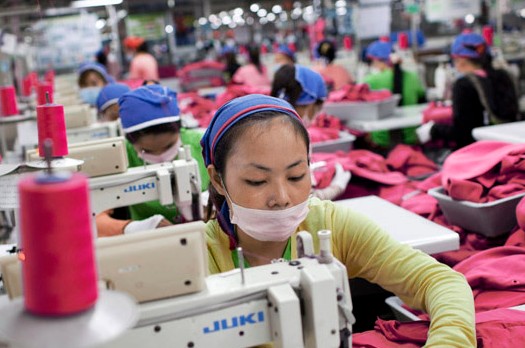 Global Fashion Brands: Cambodian Officials discuss Wages