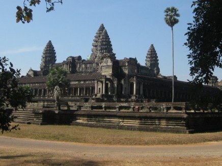 Cambodia attracts 1.9 mln foreign tourists in 5 months