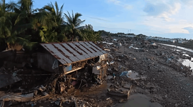 Typhoon Uwan Leaves the Philippines Submerged